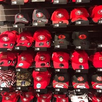 San Francisco 49ers Team Store - Clothing Store in SoMa