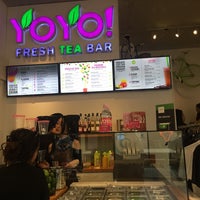 Photo taken at YoYo! Fresh Tea Bar by Duygu ✨ on 5/22/2017