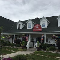 7/14/2016 tarihinde Ryan S.ziyaretçi tarafından Door County Coffee &amp;amp; Tea Co.'de çekilen fotoğraf