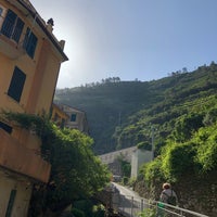 Foto diambil di Cinque Terre Trekking oleh Bruce pada 5/29/2018
