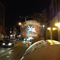 11/25/2012にChris S.がEnglish Cellar Alehouseで撮った写真