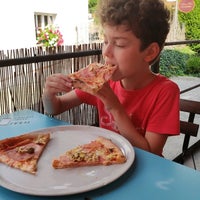 Photo taken at Pizzeria Napoli by Alехander G. on 8/8/2021