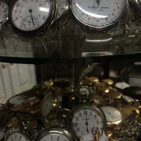 Photo taken at Walter&amp;#39;s Antique Clock &amp;amp; Watch Repair by Bitsy M. on 12/31/2014