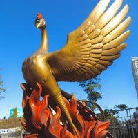 宝塚市平和モニュメント 火の鳥 - 66人の訪問者