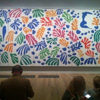 Photo taken at Henri Matisse: The Cut-Outs by Nicolas C. on 4/19/2014