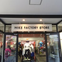 Nike Factory Store 長島町浦安368