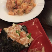 Photo taken at Homú Temaki &amp; Sushi by Rui G. on 4/27/2016