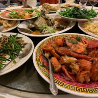 Foto scattata a Confucius Seafood Restaurant da Brian L. il 6/25/2021