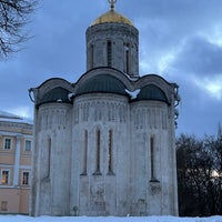 Владимирский Дмитриевский собор зимой