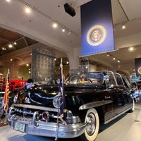 รูปภาพถ่ายที่ Henry Ford Museum โดย Sergey R. เมื่อ 3/18/2024