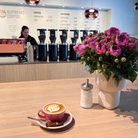 5/20/2023 tarihinde Dmitry S.ziyaretçi tarafından Supremo Kaffeerösterei &amp;amp; Café'de çekilen fotoğraf