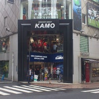 サッカーショップkamo 渋谷区のスポーツ用品店
