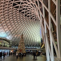 Photo taken at King&amp;#39;s Cross St. Pancras London Underground Station by Anthony on 12/16/2023