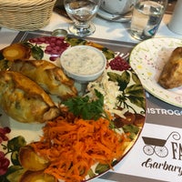 Das Foto wurde bei Familia bistro - Kuchnia Wileńska von Margo am 12/9/2018 aufgenommen