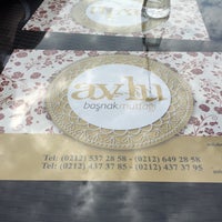 Foto tirada no(a) Avliya Restaurant por Kaan G. em 3/30/2015