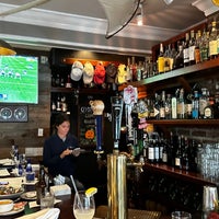 Foto diambil di The Restaurant at Rowayton Seafood oleh Tom 😎 C. pada 10/2/2022