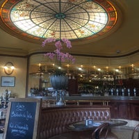 7/20/2017 tarihinde Victoria A.ziyaretçi tarafından Brasserie la Pergola'de çekilen fotoğraf