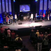 รูปภาพถ่ายที่ Destiny Christian Center โดย Nikki B. เมื่อ 2/5/2012
