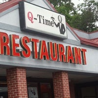 Photo taken at Q-Time Restaurant by kiovani s. on 9/16/2011