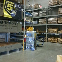 Photo taken at Lowe&#39;s by ᴡ A. on 3/31/2012
