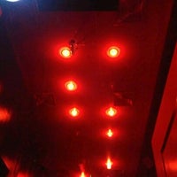 Foto tomada en Red Sky Restaurant, Lounge &amp;amp; Night Club  por Andres C. el 7/7/2012