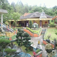 Taman Dewi Park