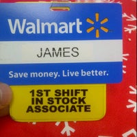 11/19/2011 tarihinde brian B.ziyaretçi tarafından Walmart Supercentre'de çekilen fotoğraf