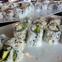 Foto tirada no(a) Sushi Mon Japanese Cuisine por John C. em 5/6/2012