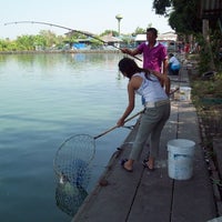 Photo taken at บึงคุ้มเกล้า Resort &amp;amp; Fishing by b. n. on 5/2/2011