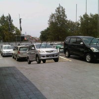 Photo taken at Plaza toyota by TJ on 3/12/2011