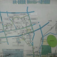 Photo taken at 八幡下バス停 by 大将 on 10/31/2011