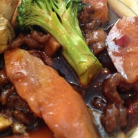 5/10/2012 tarihinde Matt S.ziyaretçi tarafından Hunan Chinese Restaurant'de çekilen fotoğraf