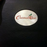 รูปภาพถ่ายที่ Cremolose โดย DJ F. เมื่อ 1/26/2012