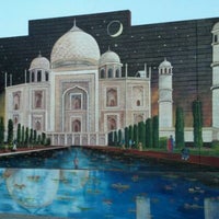 Das Foto wurde bei Indian Delhi Palace von www.PetFinder.com -. am 1/31/2012 aufgenommen