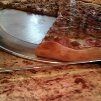 8/24/2012 tarihinde Rockesh B.ziyaretçi tarafından Masterpiece Italian Pizzeria'de çekilen fotoğraf