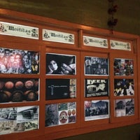Das Foto wurde bei Moitilas Bar von Mi Curbani am 5/13/2012 aufgenommen