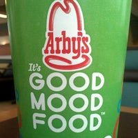 Photo taken at Arby&amp;#39;s by DJ Rican on 12/22/2011