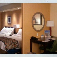 Foto tomada en SpringHill Suites by Marriott Annapolis  por Rita L. el 7/3/2011
