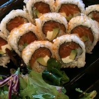 รูปภาพถ่ายที่ SanSai Japanese Grill Westwood โดย SnapFiesta เมื่อ 4/16/2012