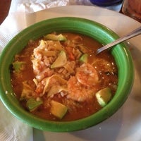 Das Foto wurde bei La Parrilla Mexican Restaurant von Jim G. am 2/26/2012 aufgenommen