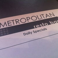 รูปภาพถ่ายที่ Metropolitan Resto Bar โดย Gus S. เมื่อ 9/10/2012