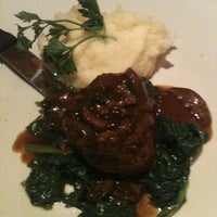 Photo taken at Hunter&amp;#39;s Steak &amp;amp; Ale House by Christina Z. on 5/9/2012