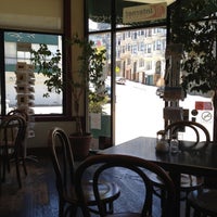 รูปภาพถ่ายที่ Caffe Sapore โดย Janel D. เมื่อ 7/5/2012