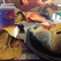 Photo taken at Taco Bell by Terry D. on 8/18/2012