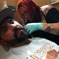 5/25/2012에 Paul C.님이 Make Me Holey Body Piercing에서 찍은 사진