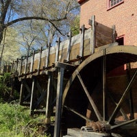 4/7/2012 tarihinde Chris M.ziyaretçi tarafından Colvin Run Mill'de çekilen fotoğraf