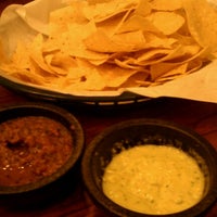 Foto tomada en Los Cucos Mexican Cafe  por Kim W. el 8/20/2012