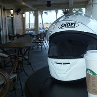Photo taken at Starbucks by Serottared on 6/24/2012