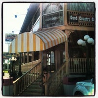 รูปภาพถ่ายที่ Brown&amp;#39;s Country Store &amp;amp; Restaurant โดย Jennifer F. เมื่อ 9/6/2012