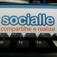 รูปภาพถ่ายที่ Socialle โดย Maria Carolina C. เมื่อ 6/13/2012